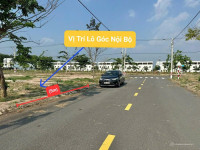 Bán lô bìa 2 mặt tiền giá 800tr cực đẹp KDC đầy đủ tiện ích, trục chính D4 TTHC