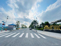 Chỉ Cách EcoRetreat 200 mét mà Sổ sẵn, công chứng sang tên ngay King Hill Reside