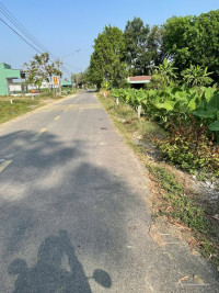 CẦN TIỀN TÔI BÁN GẤP NỀN ĐẤT THỔ CƯ NGAY TRUNG TÂM HUYỆN