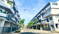 Bán nhà phố 4 tầng ven sông trung tâm thị trấn Bến Lức