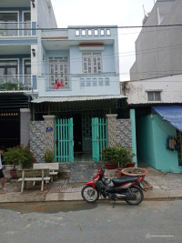 Bán Nhà 1 Trệt 1 Lầu ở Ấp 2 Xã Tân Kiên Bình Chánh. Nhỉnh 2 Tỷ.