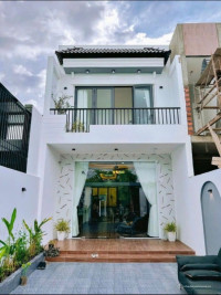 Chính chủ tôi cần bán gấp căn nhà ngay mặt tiền đường Nguyễn Hữu Trí - SHR - 1,6