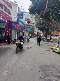 Cần bán gấp nhà Phố Mỹ Đình, DT 52m2, MT 4.1m, 9.5 Tỷ.