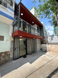 Quận 10 đường Ba Tháng Hai, phường 14, 25m2, 2 tầng, 3.xx tỷ