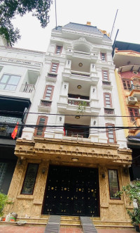 Bán nhà mặt phố Linh Lang - Phan Kế Bính, vị trí vàng, mặt tiền 15m đỗ được 3 ô