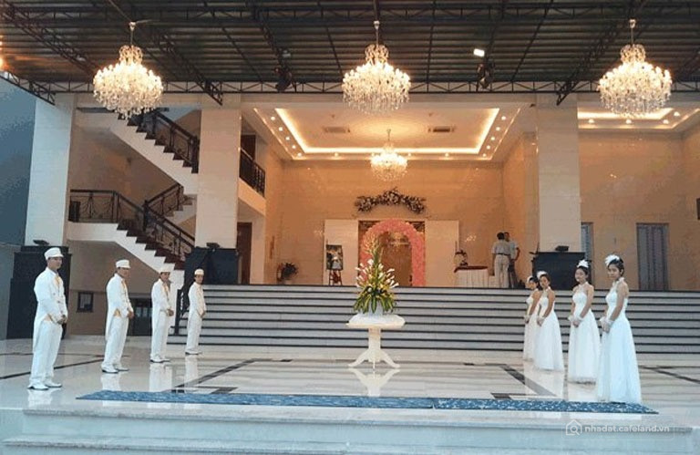 TRUNG TÂM HỘI NGHỊ TIỆC CƯỚI 16000 M2- NGANG 70M- NGAY MẶT TIỀN ĐƯỜNG LỚN