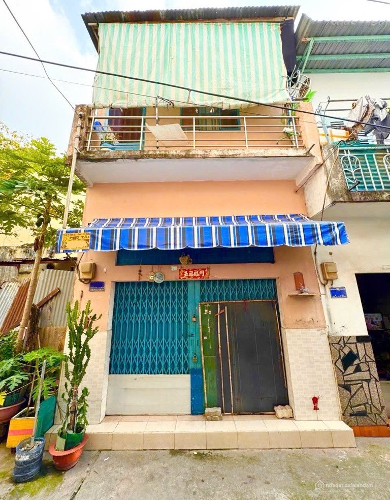 Bán nhà mặt tiền gần Lê Văn Quới, Văn Cao, 20m2 - 4x5 - 2 tầng, chỉ hơn 1 tỷ