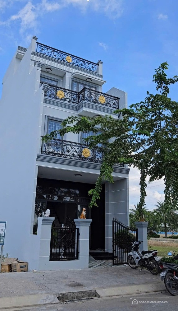 Đất nền sổ đỏ khu dân cư thi trấn Đức Hoà Long AN