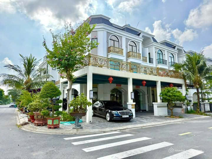 BÁN NHÀ PHỐ CAO CẤP - LAVILLA GREEN CITY – Nhận nhà ở ngay