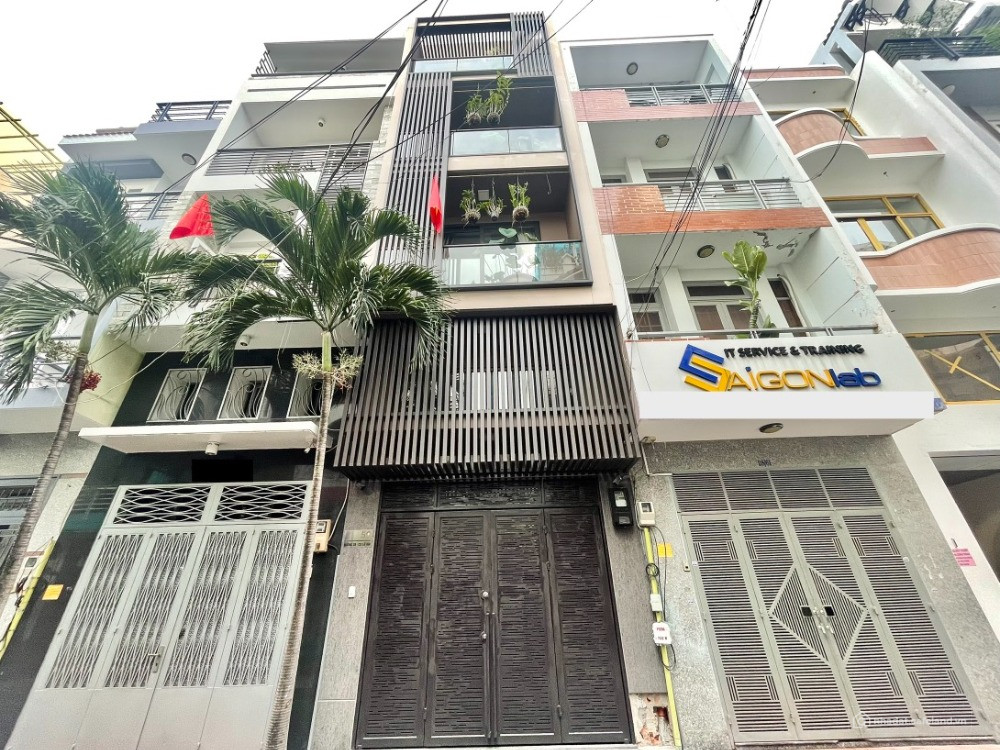 Vi.P Cư Xá Lữ Gia Quận 11- 5 tầng giá chỉ 1X.. tỷ.