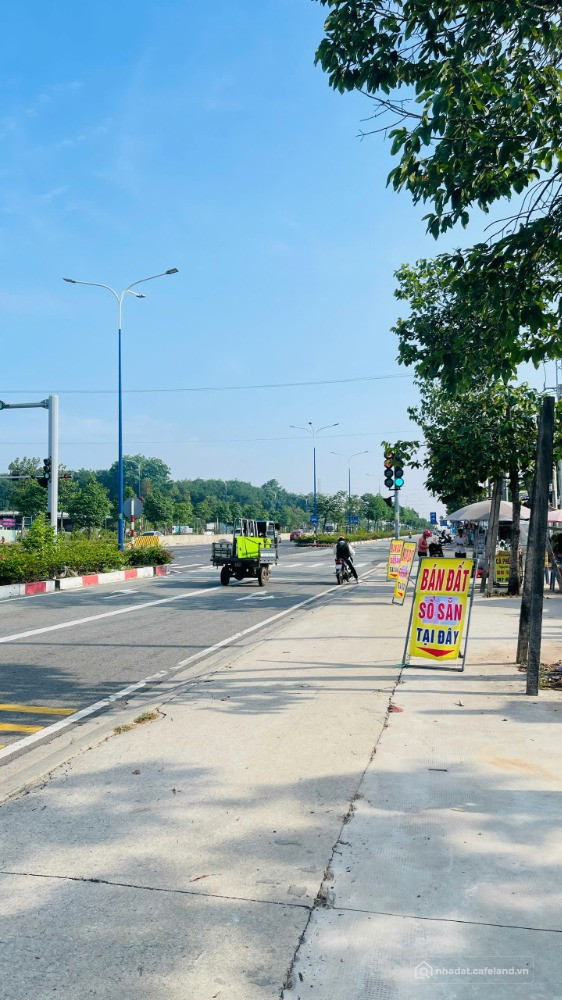 Chính chủ cần bán lô đất nền sổ sẵn tại Tân Định, Bến Cát , Bình Dương
