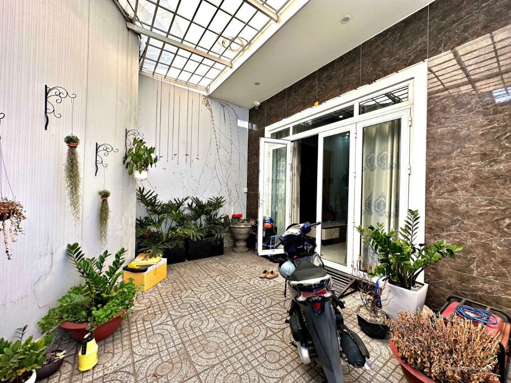 Bán gấp nhà riêng tại đường Độc Lập (Quốc lộ 51), giá 9tỷ, 318,9m2 (2PN, 3WC ful