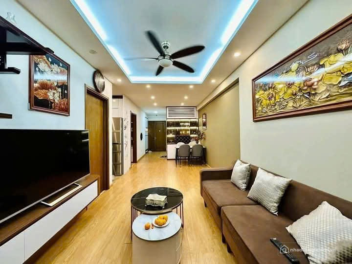 Bán căn hộ chung cư Nam Cường 234 Hoàng Quốc Việt – 2Pn + 2 Vs + 1 ban công.