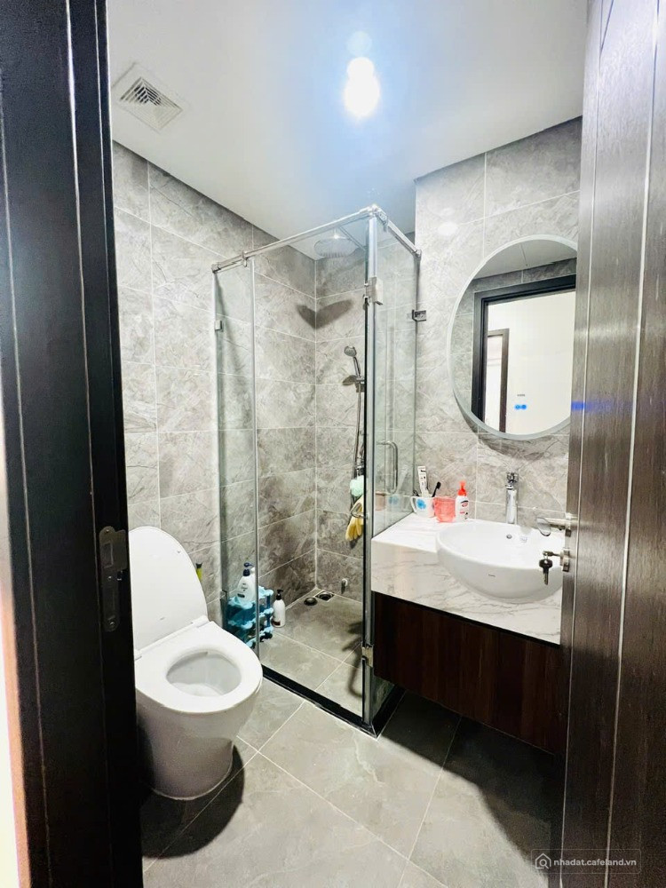 Cho thuê căn 2 phòng ngủ full đồ Hoàng Huy Grand Tower Sở Dầu.