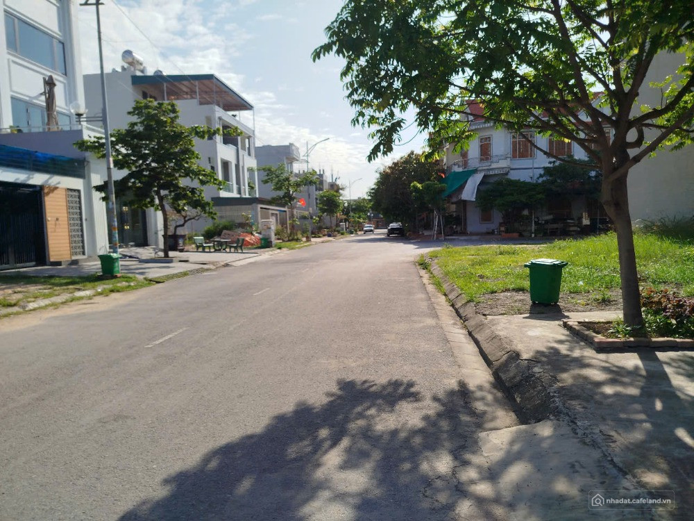 CHÍNH CHỦ CẦN BÁN LÔ ĐẤT ĐẸP KHU ĐÔ THỊ NAM GA –HẠ LONG!