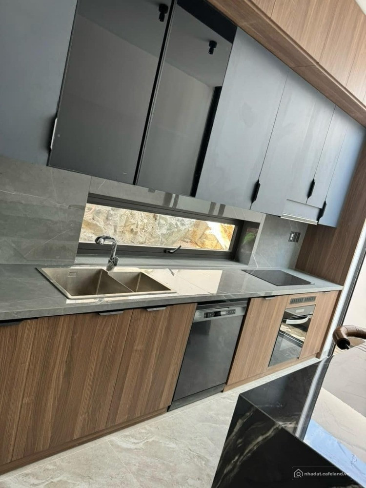 Bán BIỆT THỰ HỒ BƠI - HIỆN ĐẠI SIÊU ĐẸP NGAY GẦN BIỂN BÃI SAU ⭐️ GIÁ CHỈ 25 TỶ ⭐