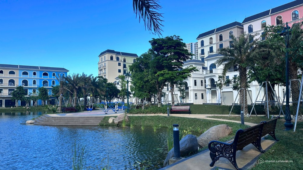 BÁN SHOPHOUSE VIEW HỒ CÔNG VIÊN BẢO NINH – ĐỒNG HỚI, QUẢNG BÌNH LA CELIA CITY
