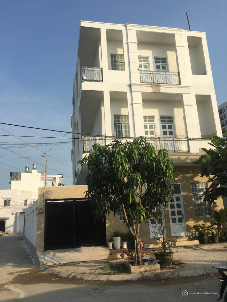 Bán nhà gần đường Phạm Văn Đồng sau lưng căn hộ 4S Thủ Đức