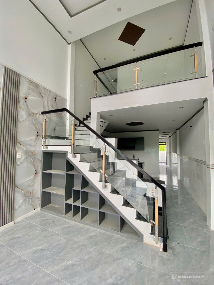 Nhà 1 trệt 1 lầu ngay chợ thạnh phú Biên hoà