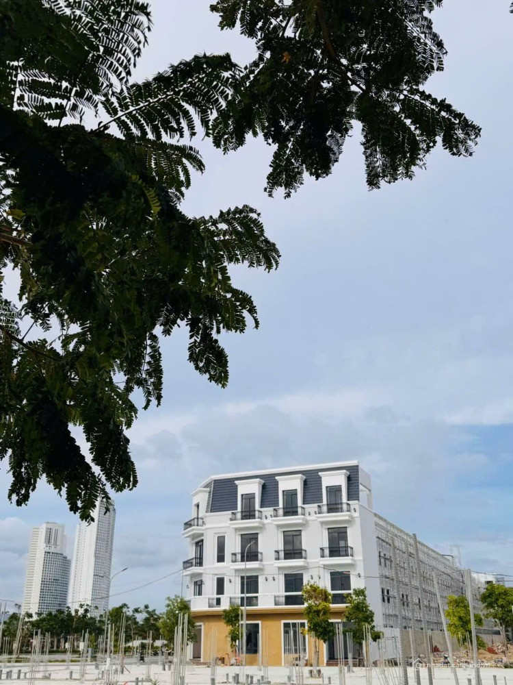 CƠ HỘI VÀNG CHO NHÀ ĐẦU TƯ TẠI KHÁNH HÒA – CHỈ VỚI 960 TRIỆU, SỞ HỮU NGAY SHOUSE