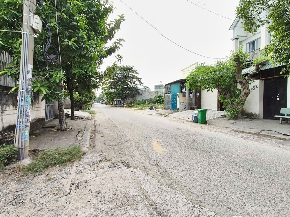 Nhà đẹp trung tâm Linh Đông nhỉnh 4,x Tỷ cạnh Phạm Văn Đồng.