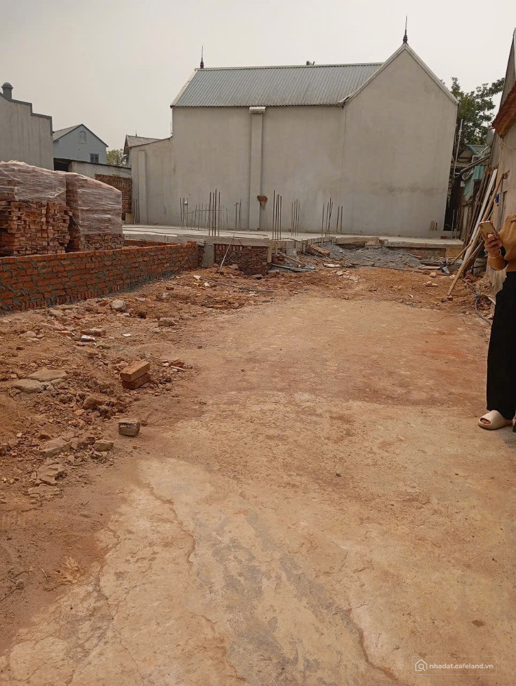 80m lô góc sát chợ phú nghĩa đường 4m mặt tiền 8m giá chỉ 3,5tỷ