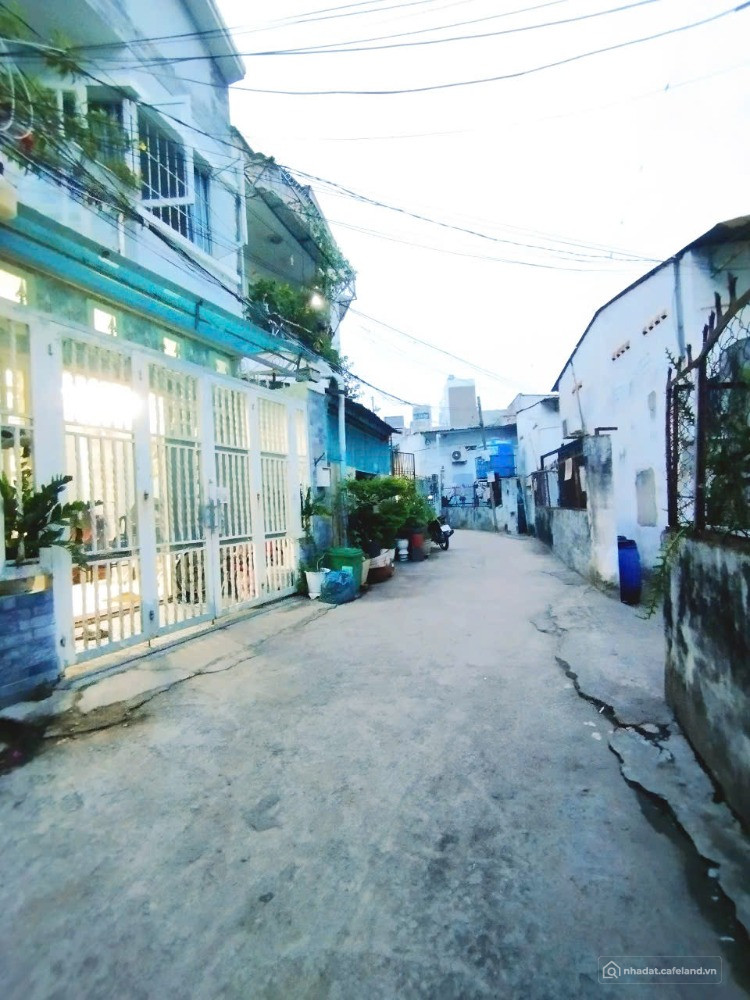 4 Tỷ Mua Nhà Thủ Đức -Xe Hơi Tới Cửa-Giá Đẹp -Vị Trí Vàng Phước long b-TNP
