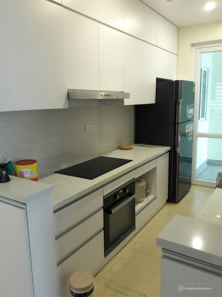 Bán căn hộ chung cư 60 Hoàng Quốc Việt – 104m2 ( 3PN) – sổ lâu dài – tầng cao.