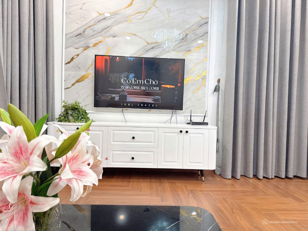 6.2 tỷ Bán Căn Hộ 2 Phòng Ngủ View Sông Hồng tại CC Amber Riverside, 622 Minh