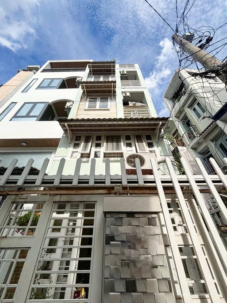 5.95TỶ 46M² × 5 TẦNG GẦN KHU ẨM THỰC PHAN XÍCH LONG - PHÚ NHUẬN
