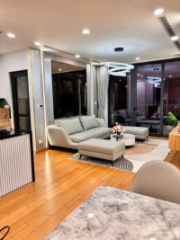 Bán gấp căn hộ thành phố giao lưu – HH Thái Hà – 72m2 – giá 5,2 tỷ - Nhà đẹp.