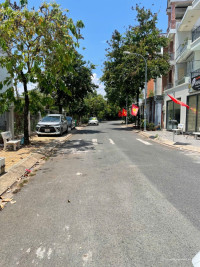 bán gấp căn hộ dịch vụ góc 2 mặt tiền đường D3, Phường Tăng Nhơn Phú A