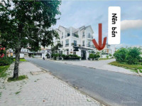 BÁN NỀN BIỆT THỰ đường 2B NAM LONG 200m2 , GẦN HỒ CẢNH QUAN