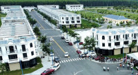 Cần bán gấp nhà dự án 1 trệt 2 lầu nằm ngay QL13 giá 2.2 tỷ