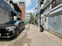 HẺM Ô TÔ TRÁNH THÔNG - GẦN 70M2 VUÔNG VỨC - 2 TẦNG CŨ -  TIỆN CẢI TẠO 10.X TỶ.