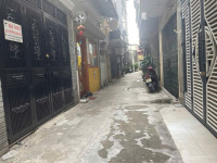 Bán 60,7m2 nhà 3 tầng ngõ 390/5 Nguyễn Văn Cừ, gần phố xá, định cư tuyệt vời