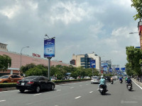 Bán nhà MTKD vị trí đẹp sầm uất Hoàng Văn Thụ TB 88m2 ngang 4.3m ngay ADORA 19tỷ