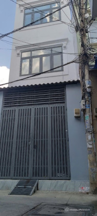 Nhà 3 tầng ô tô đỗ cửa, Cách Mạng giao Lũy Bán Bích, 3.75 tỷ