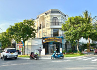 Bán nhà 3 lầu View Sông Vàm Cỏ ngay Aeon Tân An