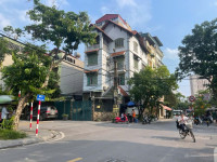 Bán nhà 3 tầng lô góc khu tái định cư X6 Thạch Bàn, cách đường Cổ Linh 10m