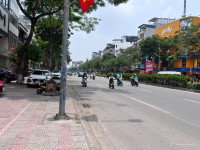 Bán nhà 102m2 xây 2,5 tầng mặt phố Nguyễn Văn Cừ, kinh doanh, cho thuê dòng tiền