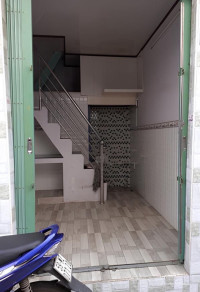 Bán nhà Huỳnh Văn Chính, ngay Kênh Tân Hóa, Phú Trung, Tân Phú, 2 tầng, chỉ hơn