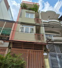 Chủ muốn bán nhà 4 tầng hẻm Lạc Long Quân, P10, 3.9x11, 6.9 tỷ