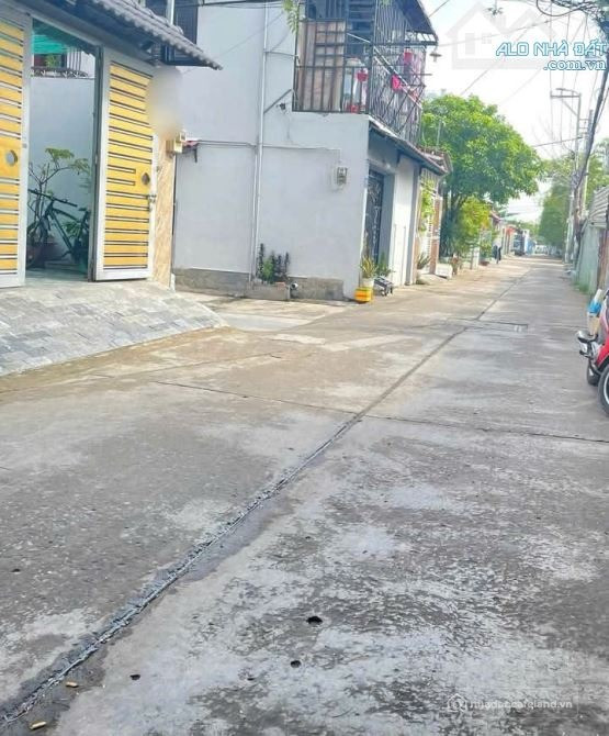 bán gấp nhà c4 chiến lược bình tân giá chỉ 4.2 tỷ