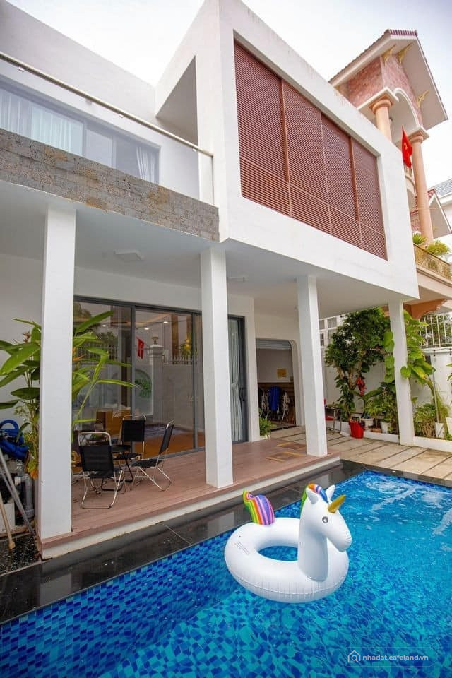 BÁN BIỆT THỰ LẠC LONG QUÂN DT 212M² – CHÍNH BẮC GIÁ CHỈ 22 TỶ GẦN BIỂN