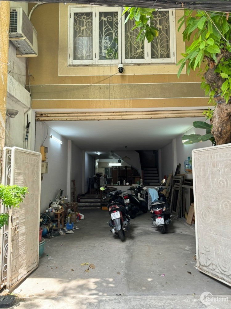 Chính chủ cần bán nhanh,hẻm xe hơi Bạch đằng, quận Tân bình