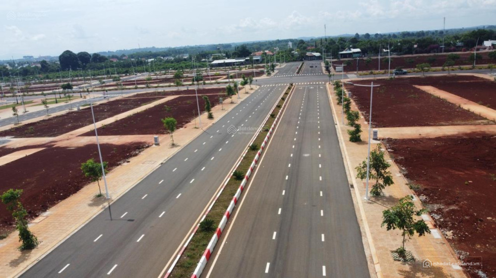 Bán đất 10x42m Ngãi Giao sát Trần Hưng Đạo, gần chợ, dân cư đông, 2,3 tỷ TL