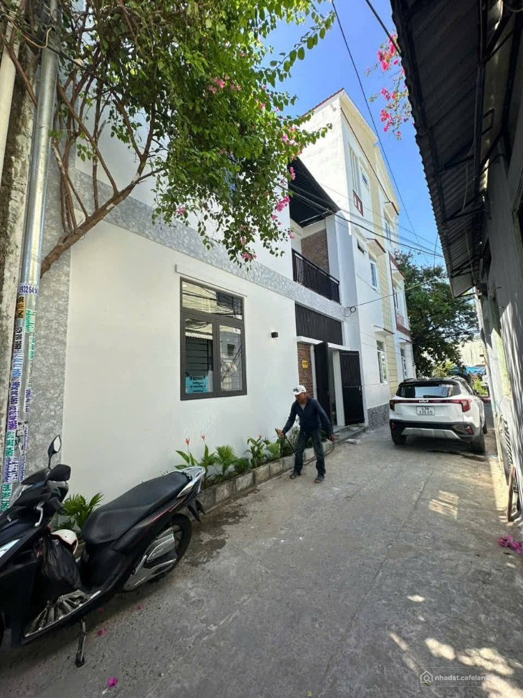Bán nhà 2 tầng, kiệt ô tô, Đường Nguyễn Huy Tưởng, Đà Nẵng