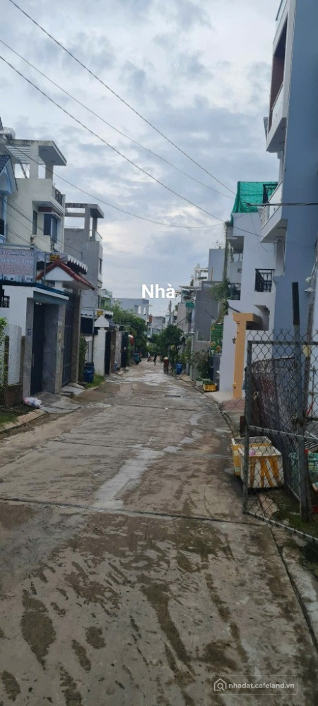 Giá cực tốt chỉ 4.6 tỷ - 106m2 công nhận đủ - full thổ cư  HẺM xe tải quay đầu