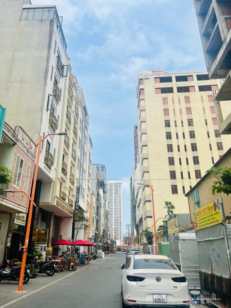 TOÀ KHÁCH SẠN 6 TẦNG MẶT TIỀN AN THƯỢNG 1 – PHỐ TÂY BIỂN MỸ KHÊ